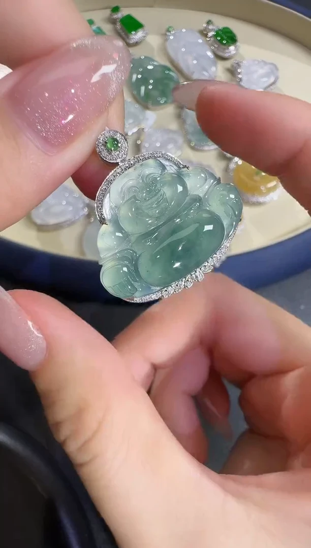 翡翠18K金镶嵌吊坠(不含链)【源头工厂】钻石镶嵌