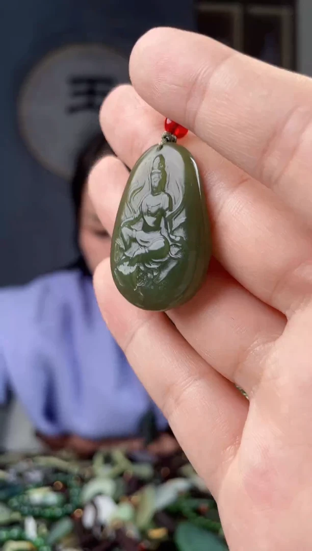 颈饰未镶嵌和田玉拍一发一，多样性发货