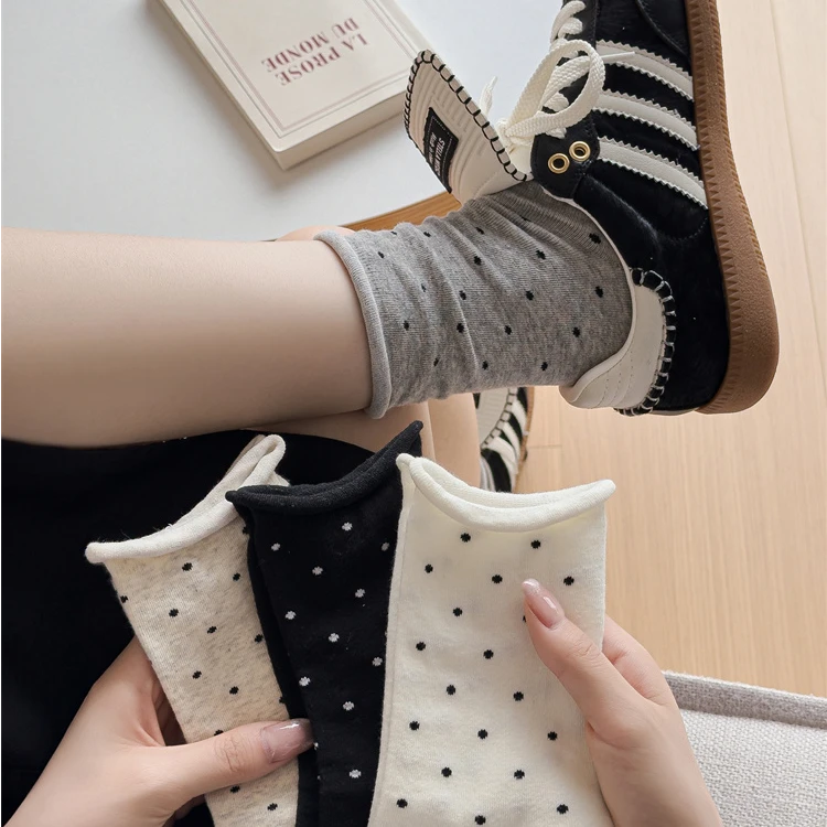 【蚂蚁哥重制版】2025年新升级女袜抗起球无骨中筒波点卷边袜子女