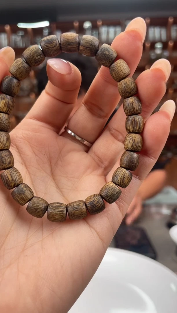 【闪购商品】沉香手串50号老料国香绿奇楠多样性发一条