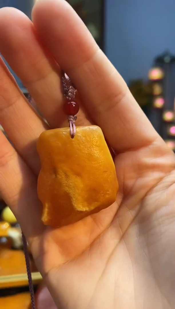 琥珀颈饰未镶嵌挂件