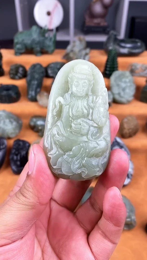 颈饰未镶嵌和田玉1