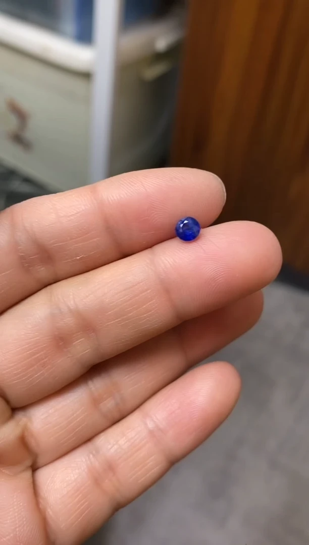 裸石蓝宝石0.62ct蓝宝石