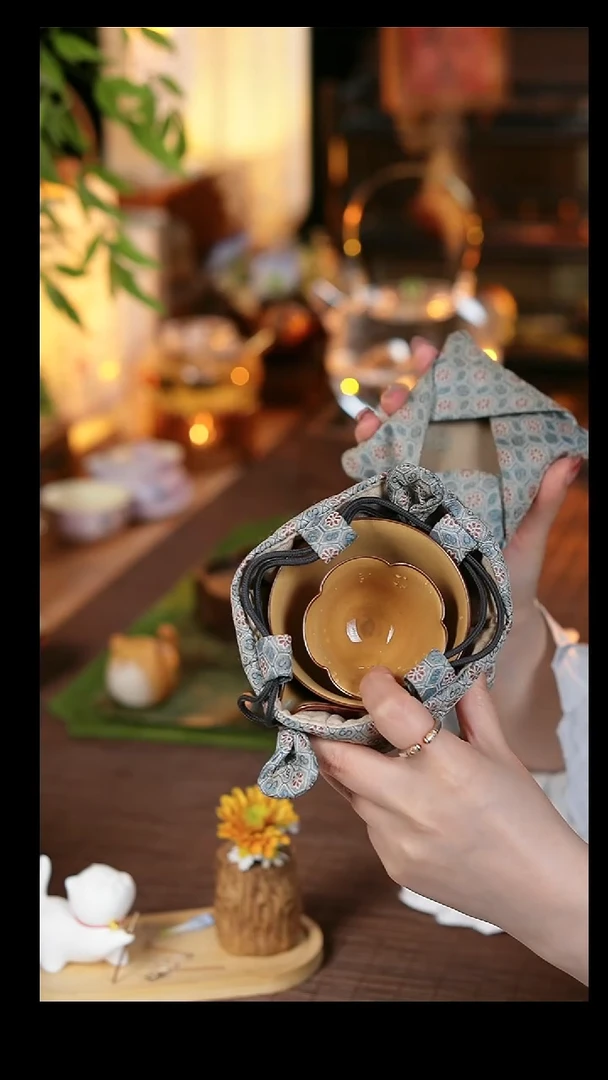 【闪购商品】宫墙红 矮花口杯 旅行套装