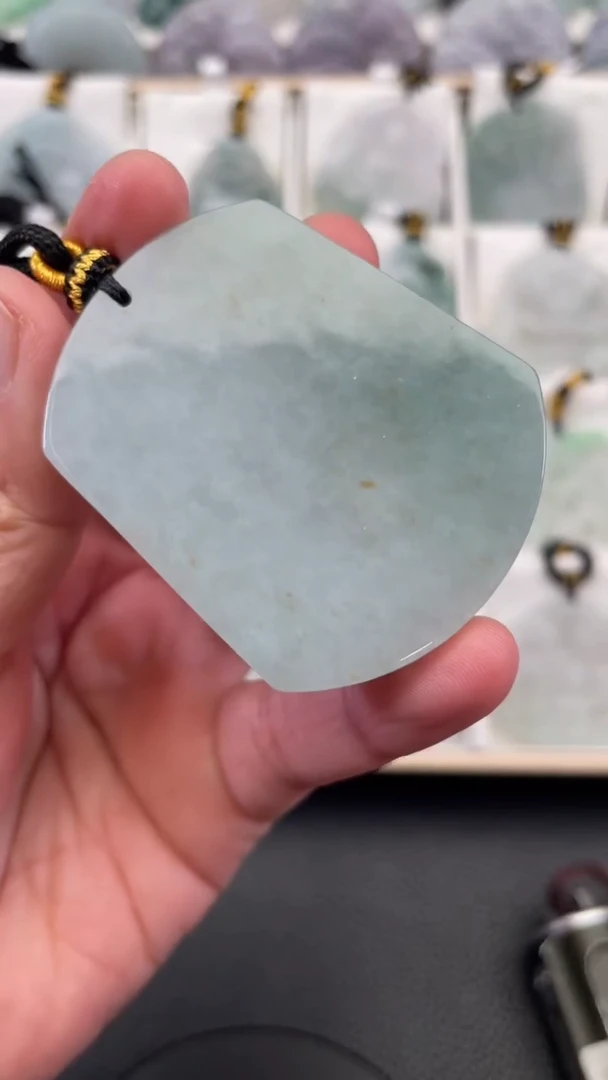 颈饰未镶嵌翡翠天然缅甸翡翠A货171