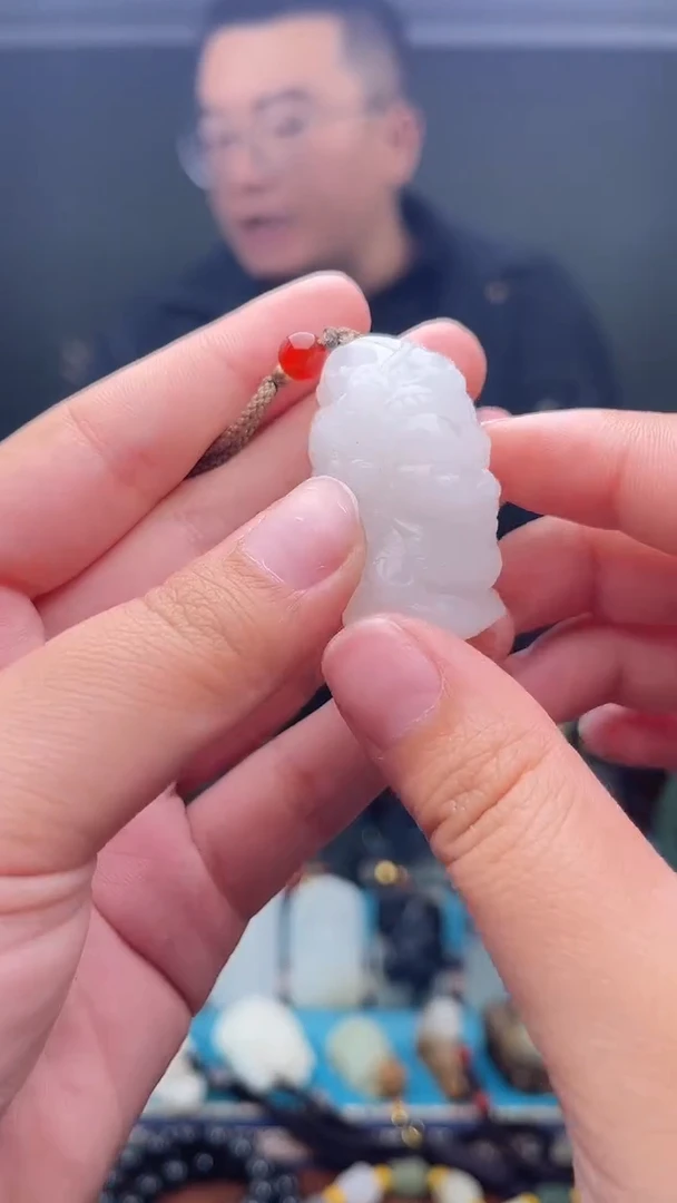 未镶嵌和田玉挂件1