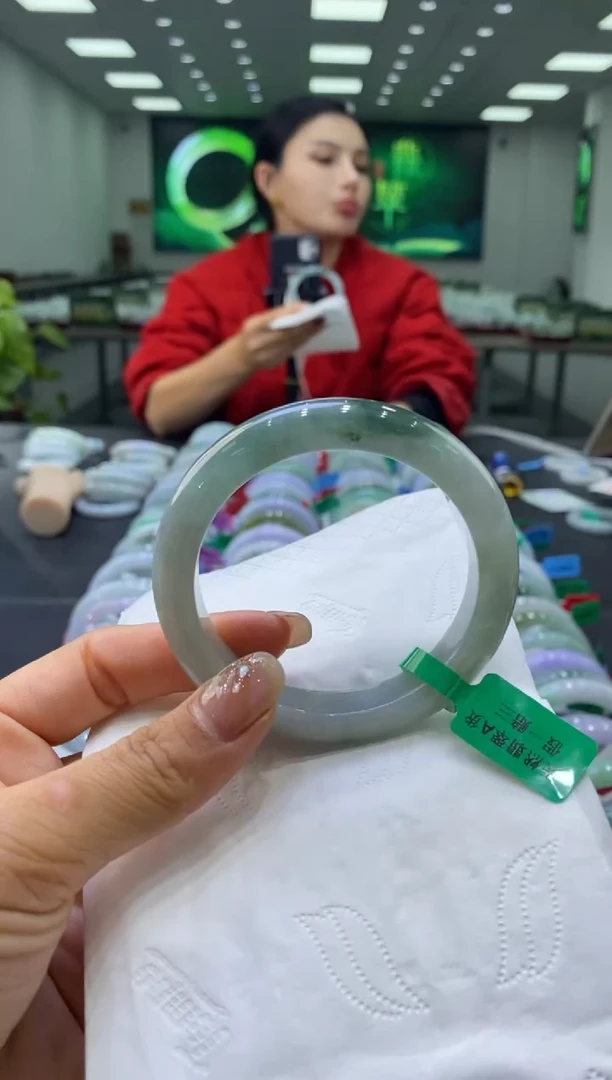 未镶嵌手镯翡翠00004989