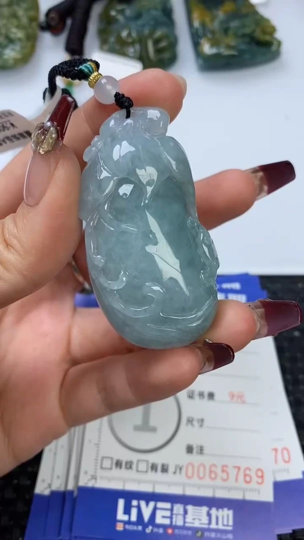【闪购商品】翡翠颈饰未镶嵌111111111111111