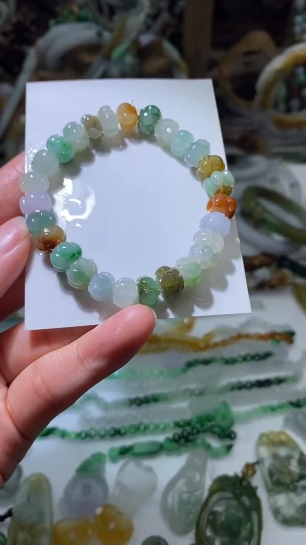 定制翡翠未镶嵌翡翠手串