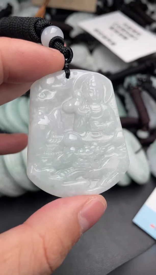 【闪购商品】翡翠吊坠(不含链)未镶嵌1