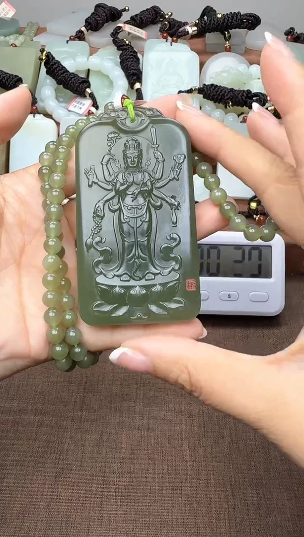 颈饰未镶嵌和田玉汇****材 汇选体育器材