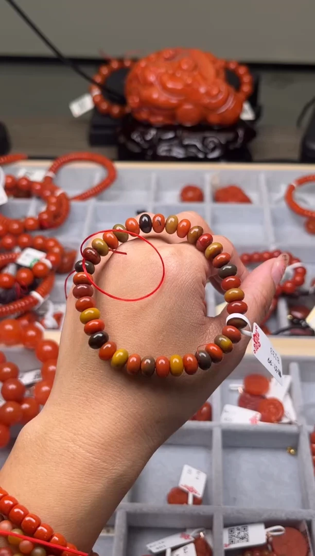 【闪购商品】南红玛瑙珠宝奇石未镶嵌BJ33-8