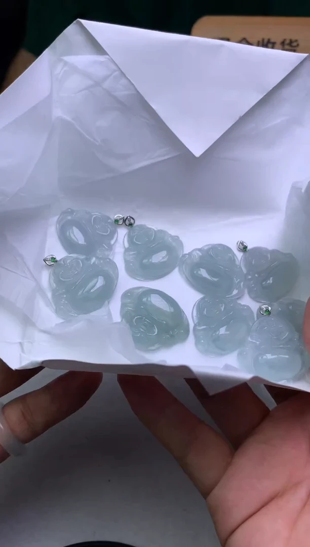 翡翠18K金镶嵌吊坠(不含链)多样性发其一-F0152623