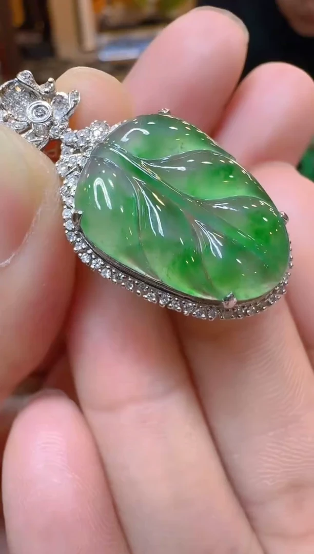 翡翠18K金镶嵌吊坠(不含链)多样性团购发一件