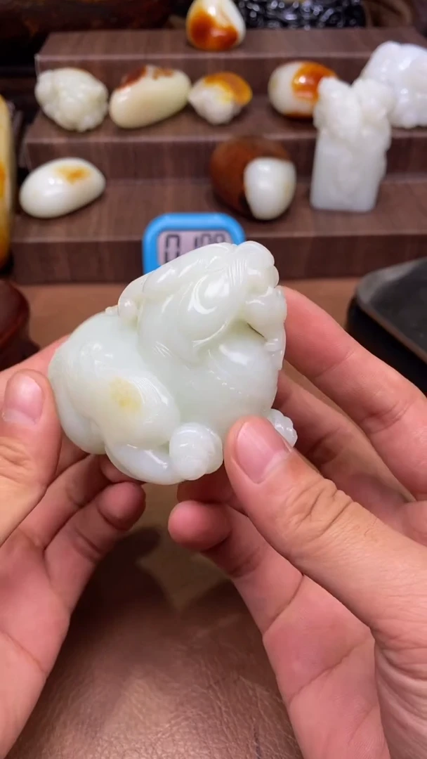 未镶嵌和田玉把件飞****，1