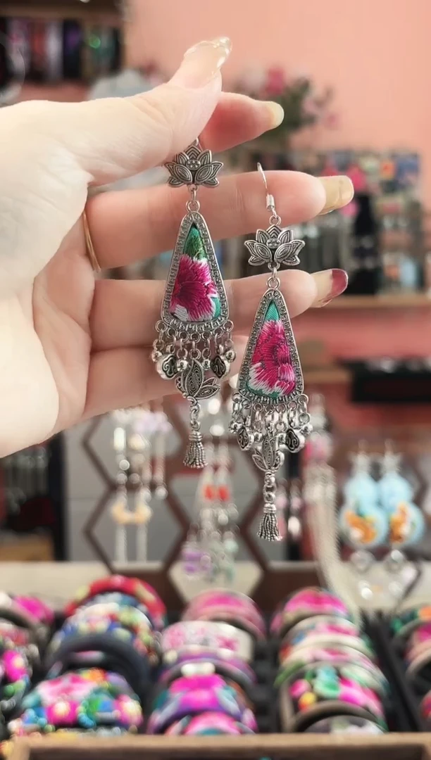 艺枝独绣手工饰品30