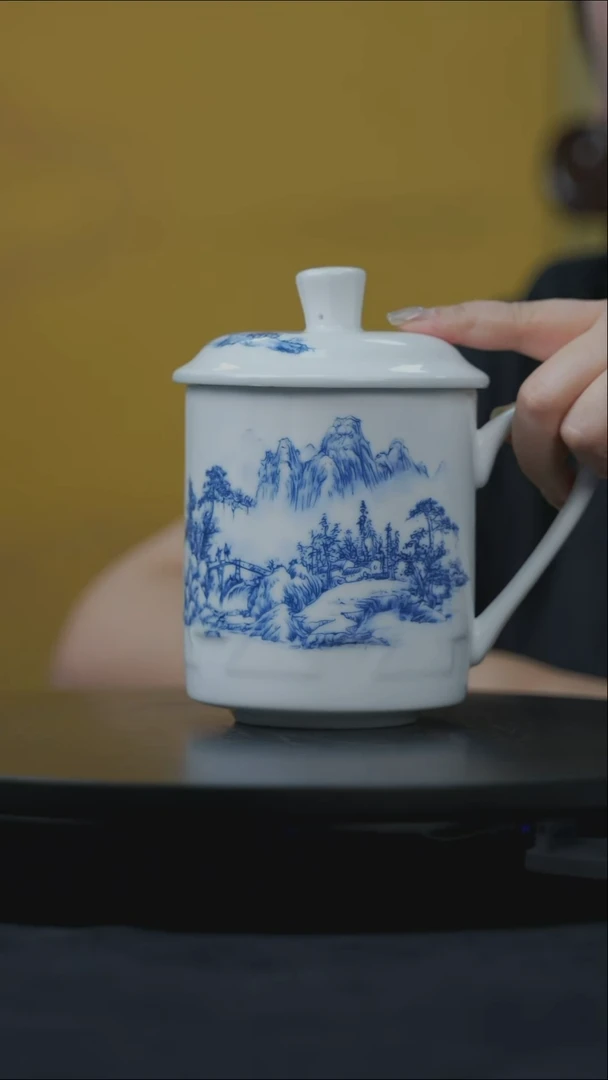 摆件景德镇精美瓷器