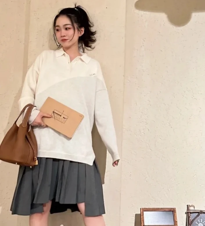95新 LOEWE/罗意威  IM0250   拼色logo金标羊毛针织衫 M码