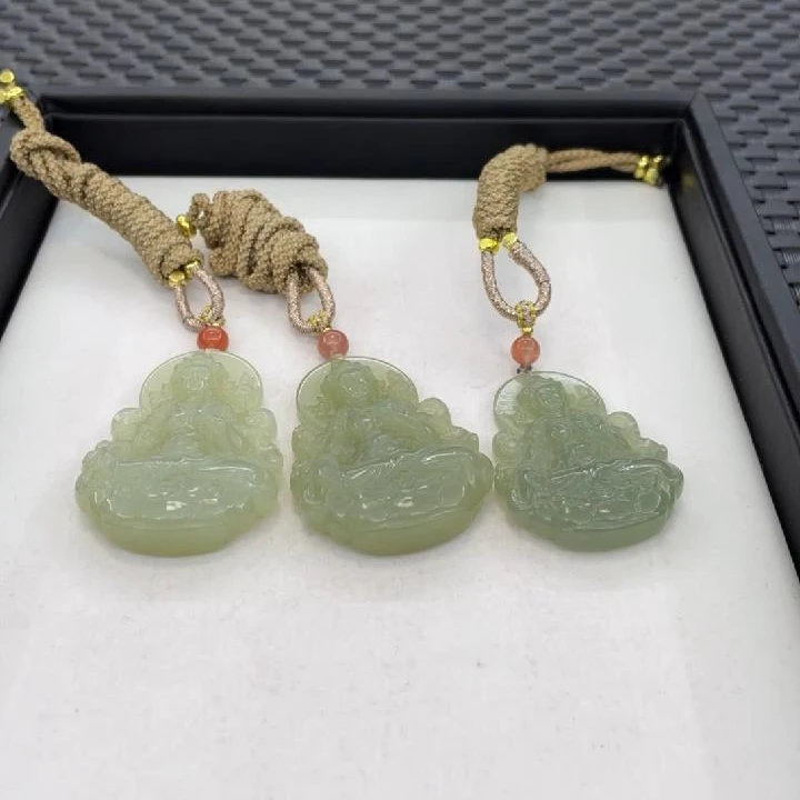 和田玉观音挂件（多样性发一件）  PP159