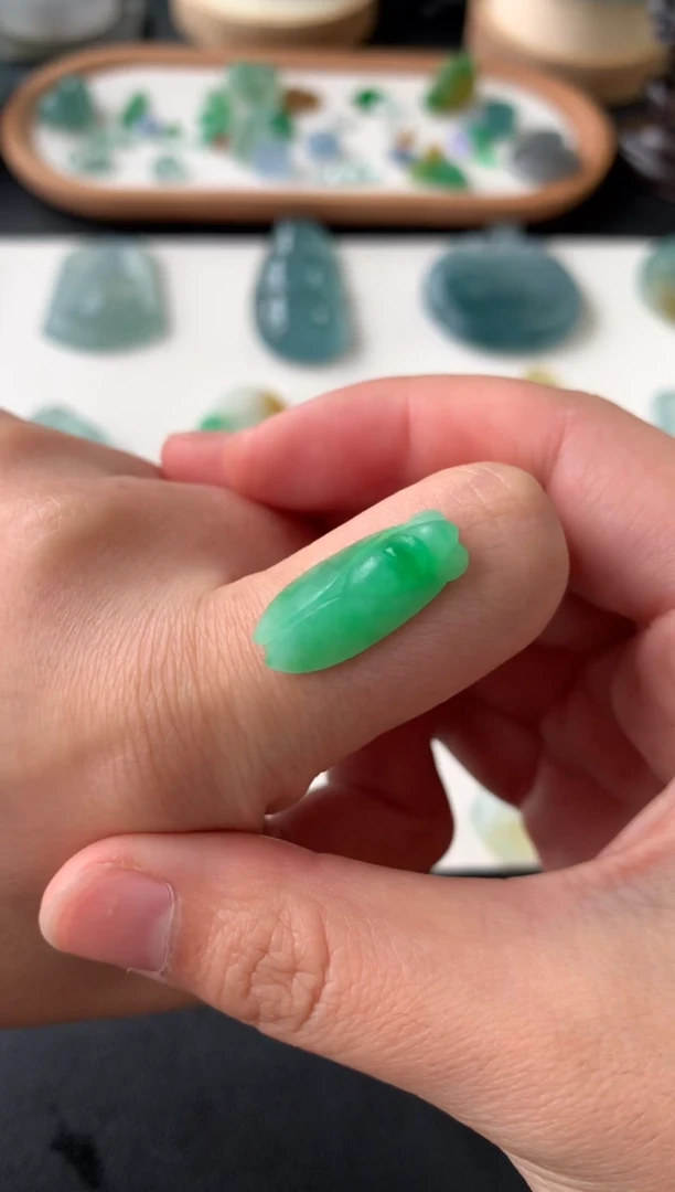 定制翡翠未镶嵌翡翠