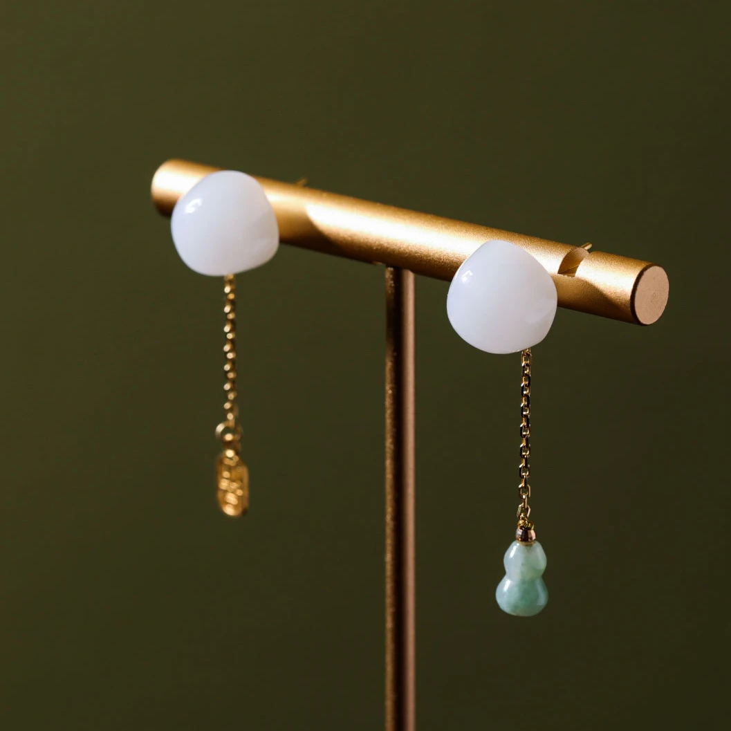 【意婵】《无我》顶俄高白特细羊脂白玉耳饰18K金如意翡翠葫芦-910661