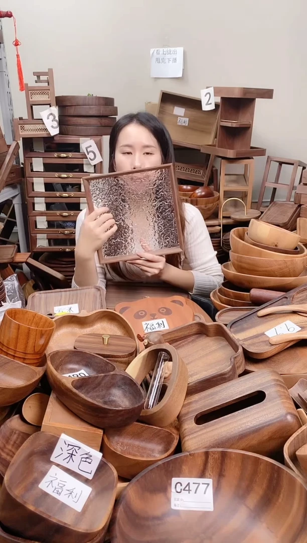 木 北美黑胡桃木岩石纹正方盘25*25*3.5cm