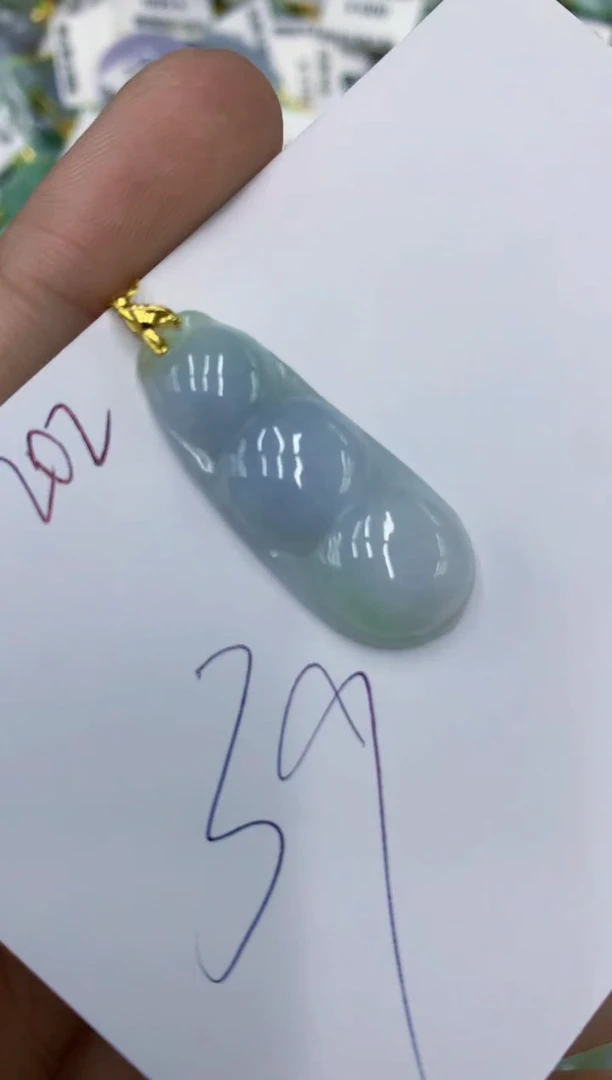 颈饰未镶嵌翡翠11111111111