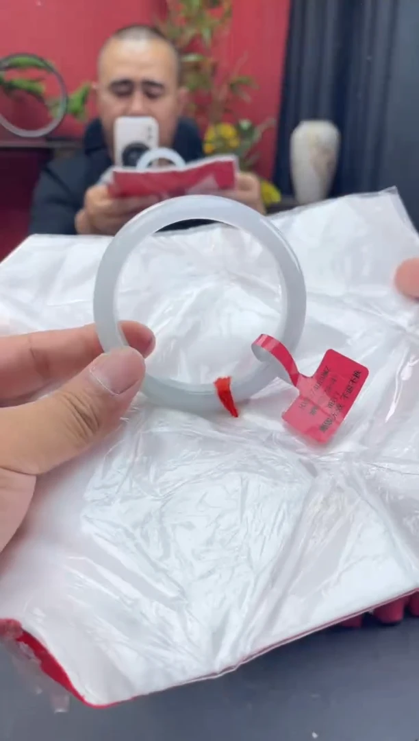 未镶嵌手镯翡翠4