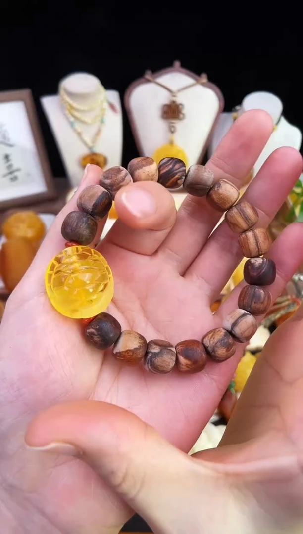 琥珀未镶嵌珠宝奇石柒月