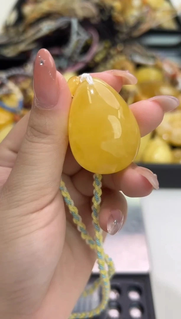 裸石琥珀未镶嵌琥珀蜜蜡吊坠