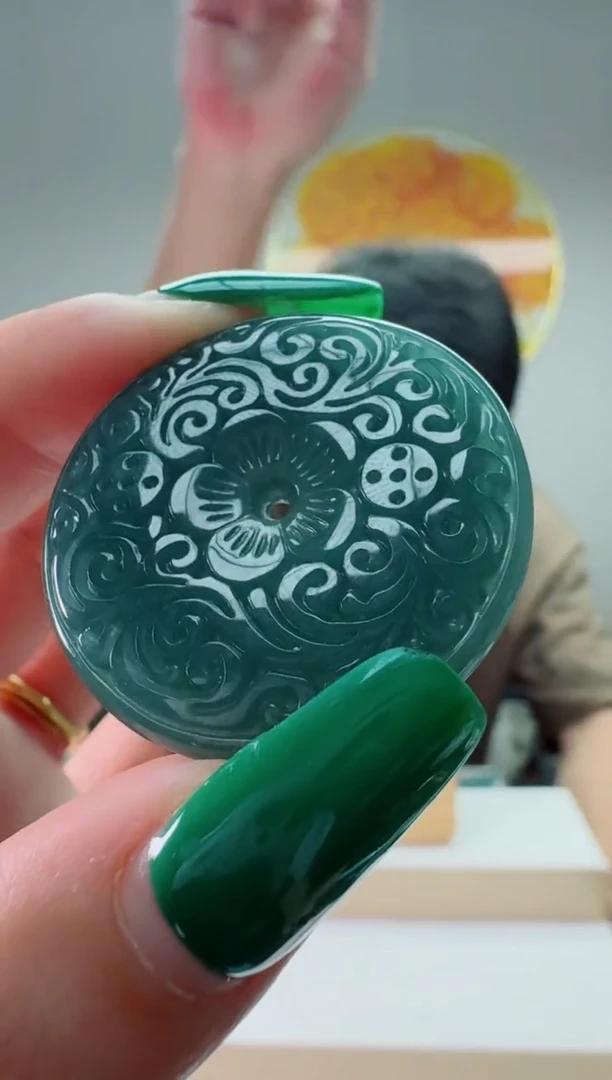 翡翠未镶嵌颈饰多样性随机发其一