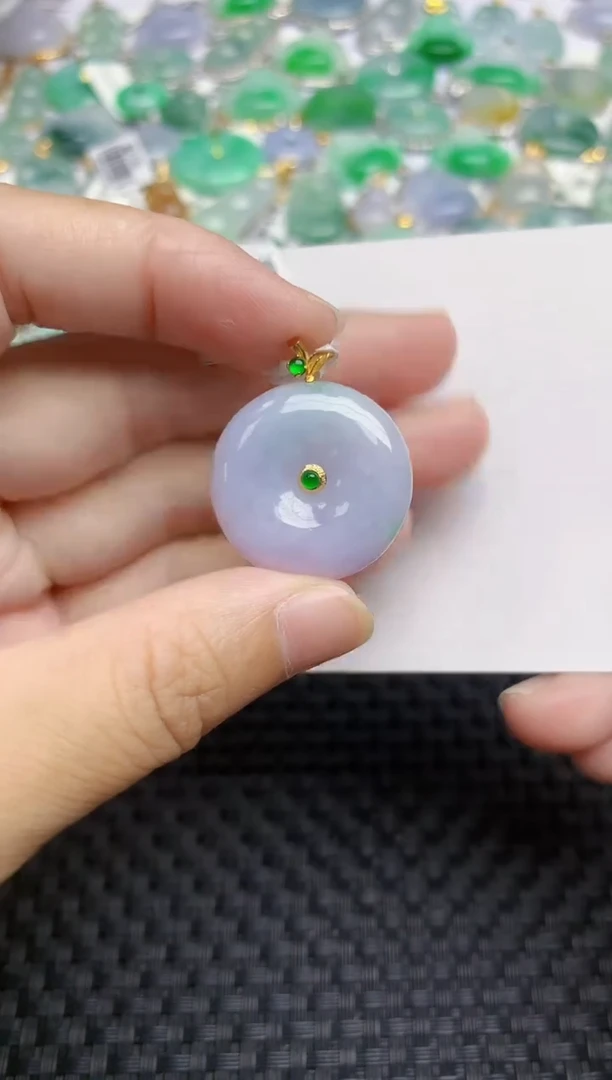 翡翠18K金镶嵌颈饰天然翡翠A货