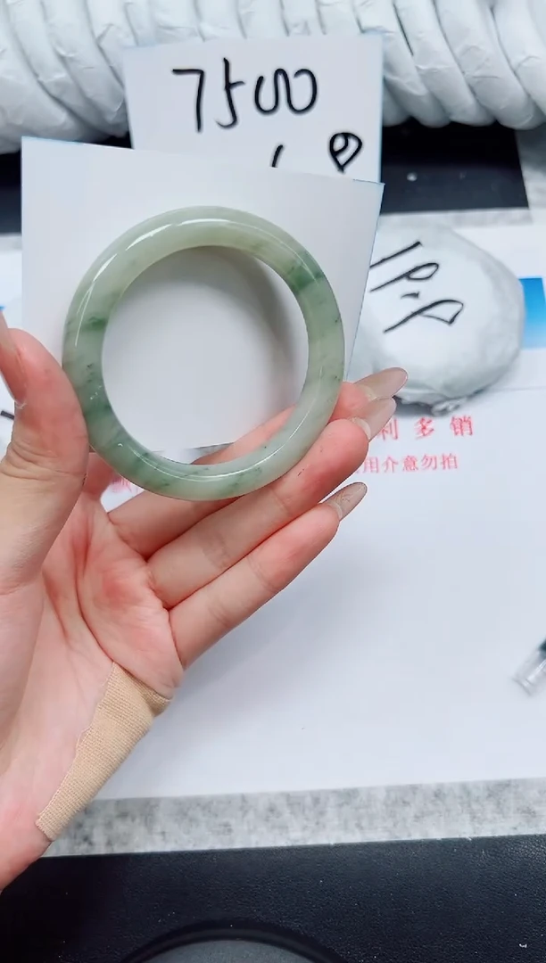 石英质玉手镯未镶嵌A87-52.7