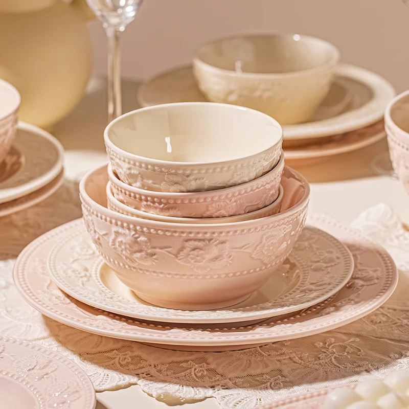 高颜值餐具景德镇浮雕碗盘餐具釉下彩工艺家用一套送礼乔迁碗盘套