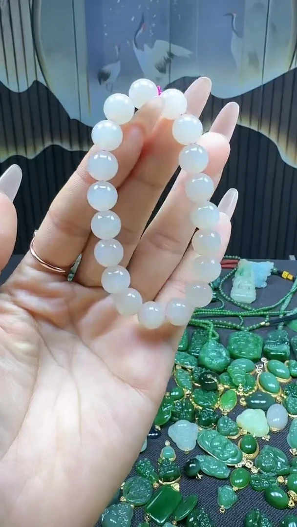 【闪购商品】和田玉挂件未镶嵌9+