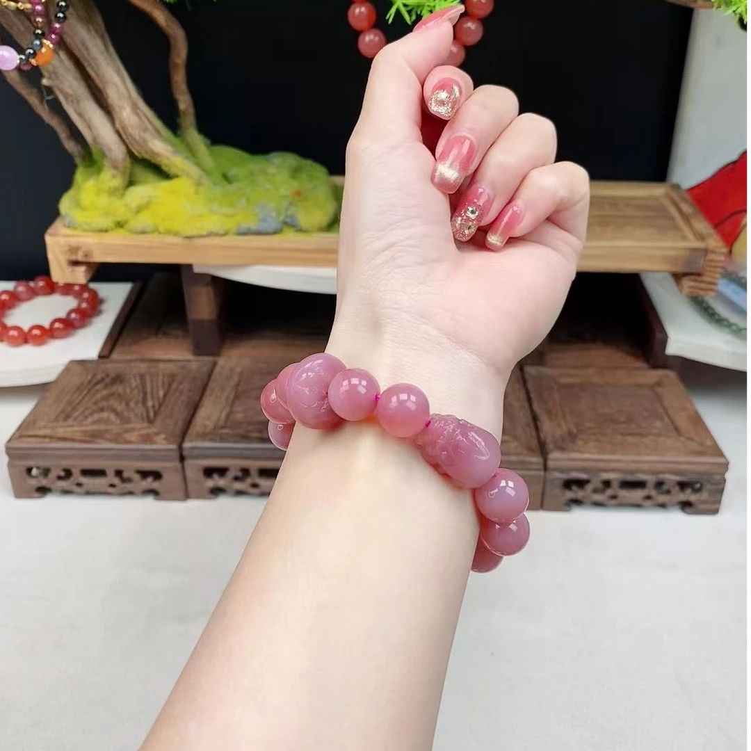 【春姐珠宝】天然绯红盐源玛瑙手串13mm搭配跑环 貔貅 （多样性发1）