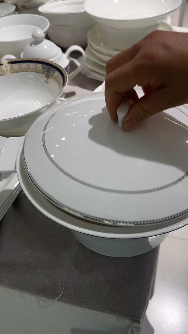 瓷流金岁月品锅隆达