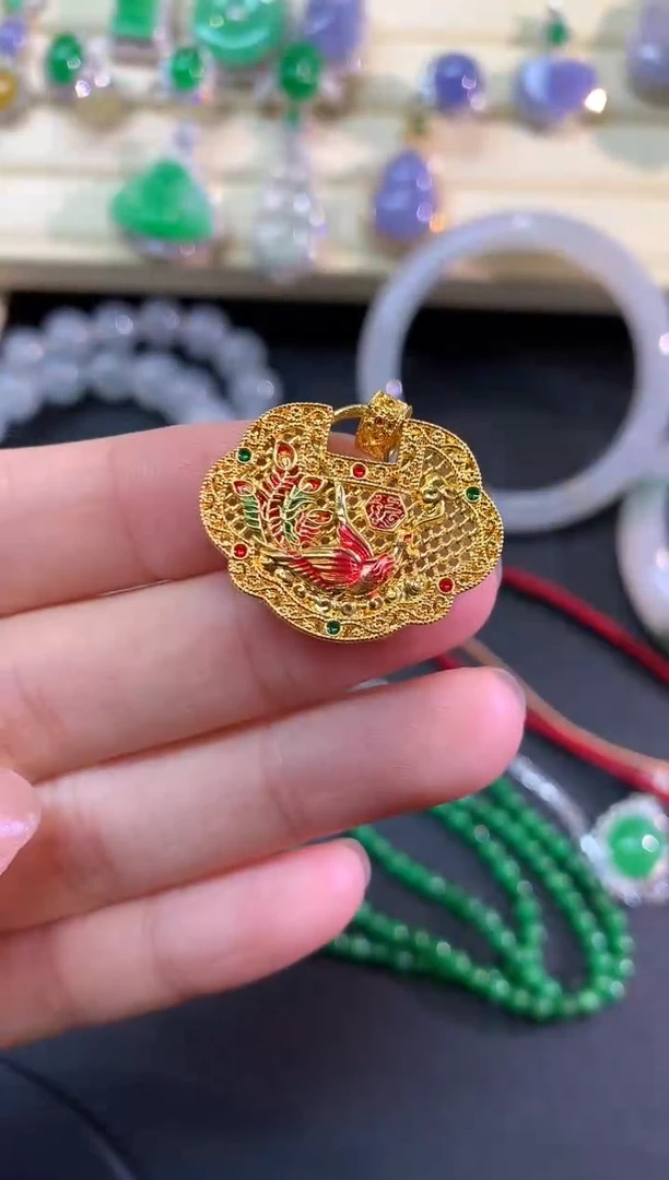 吊坠(不含链)18K金吊坠|700