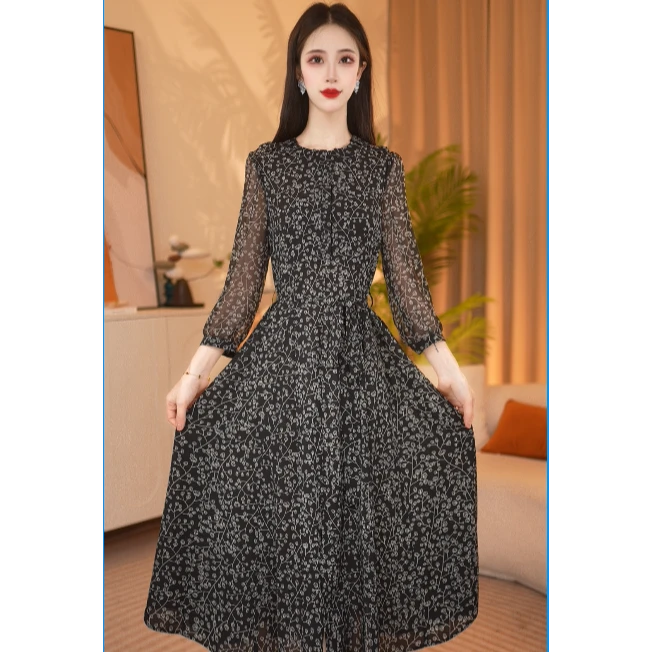 春秋夏显瘦气质时尚黑色连衣裙25A055