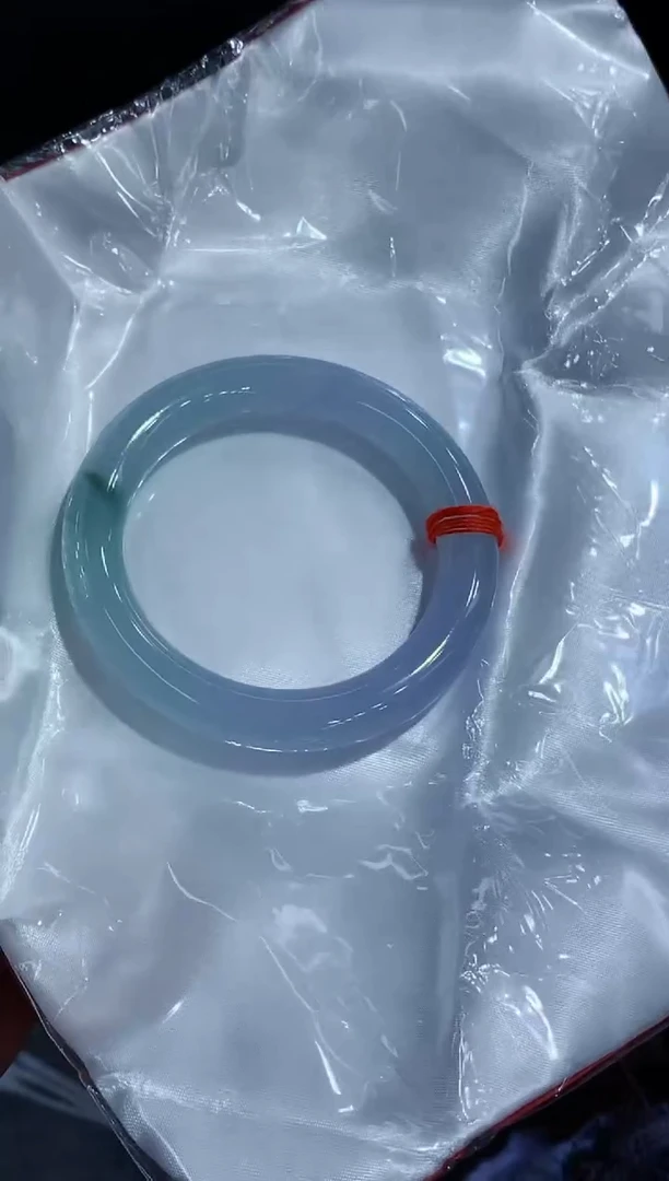 未镶嵌手镯翡翠翡翠手镯