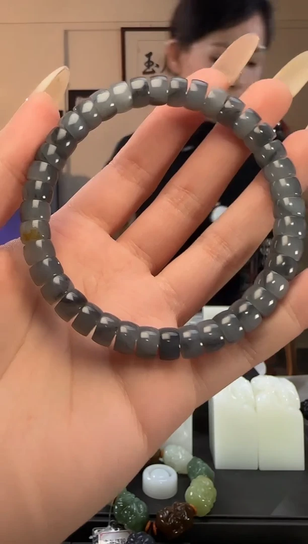 颈饰未镶嵌和田玉青花药片手串（多样性发货）拍一发一