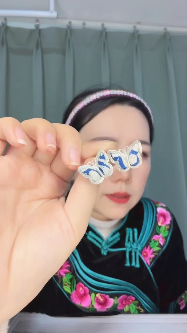 纯铜锆石合金耳钉