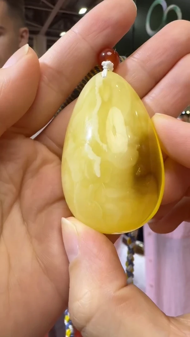 未镶嵌颈饰琥珀杭州珠宝展假一罚十