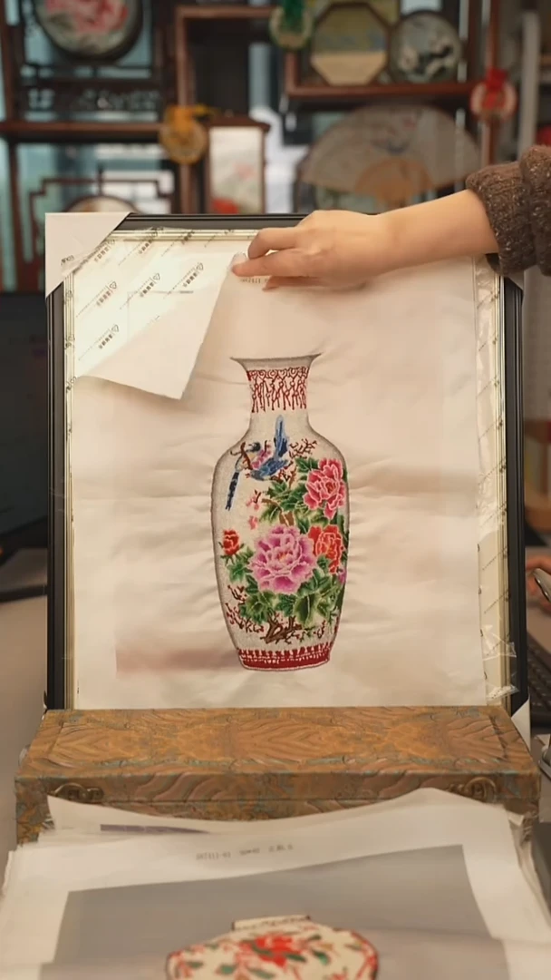 扇子苏绣绣片 30乘40