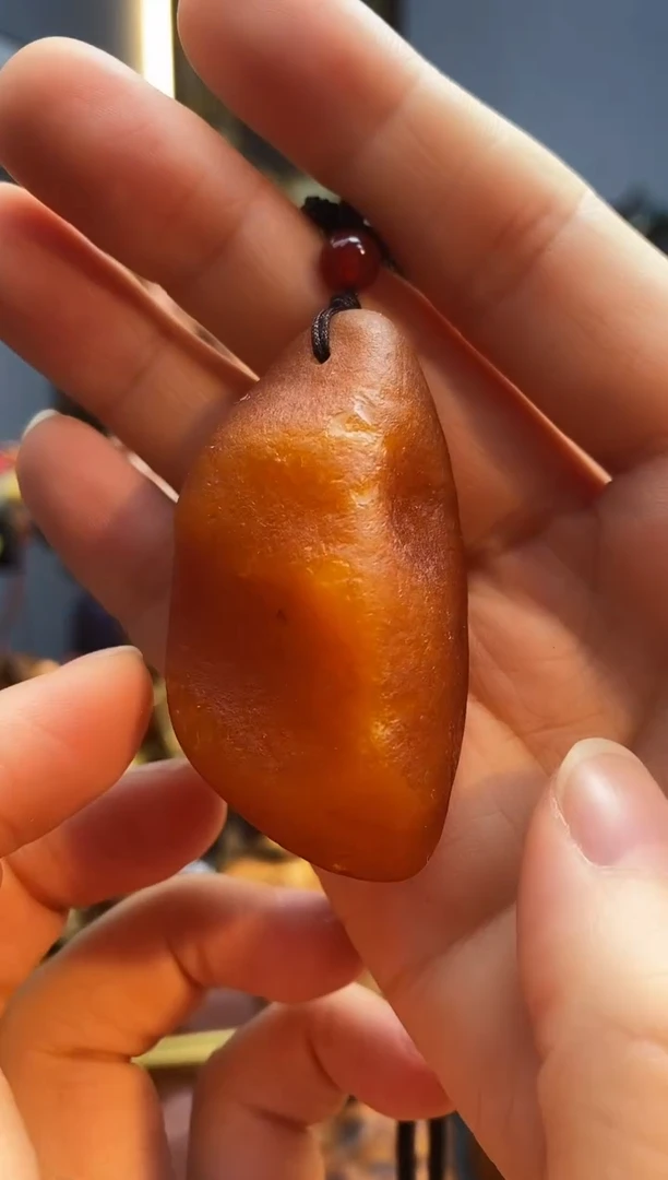 琥珀颈饰未镶嵌挂件