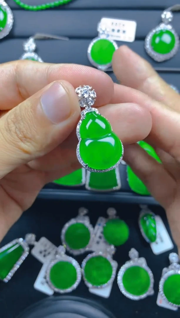 翡翠银S925镶嵌颈饰1111111111