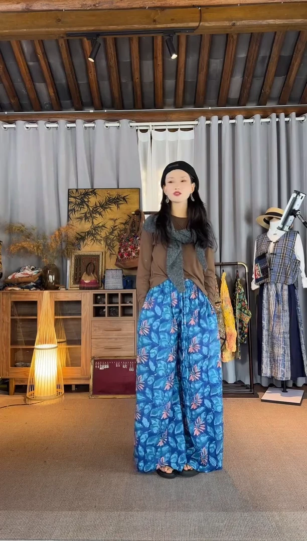 八**牛设计师款蓝粉花阔腿裤