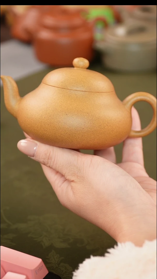 茶壶紫砂老宕口黄金段梨形