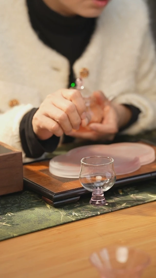 粉色圆融主人杯