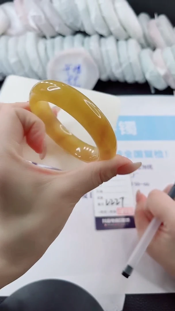 未镶嵌手镯石英质玉多样性发货L227